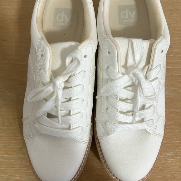 Dolce Vita Size 9 Shoe Brand New Never worn - Picture 2 of 3